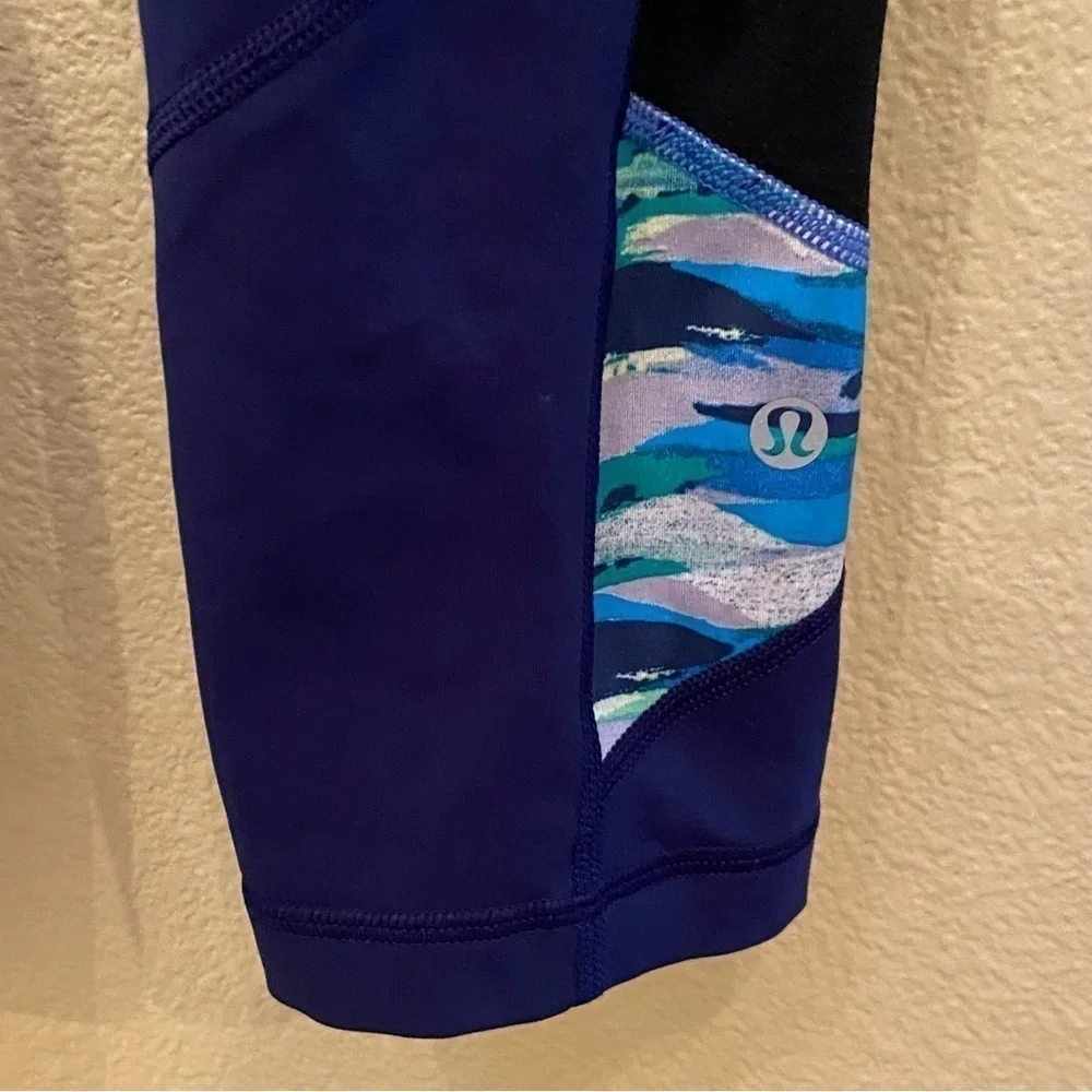 LULULEMON Women Blue Athletic Cropped Pants Size 4
